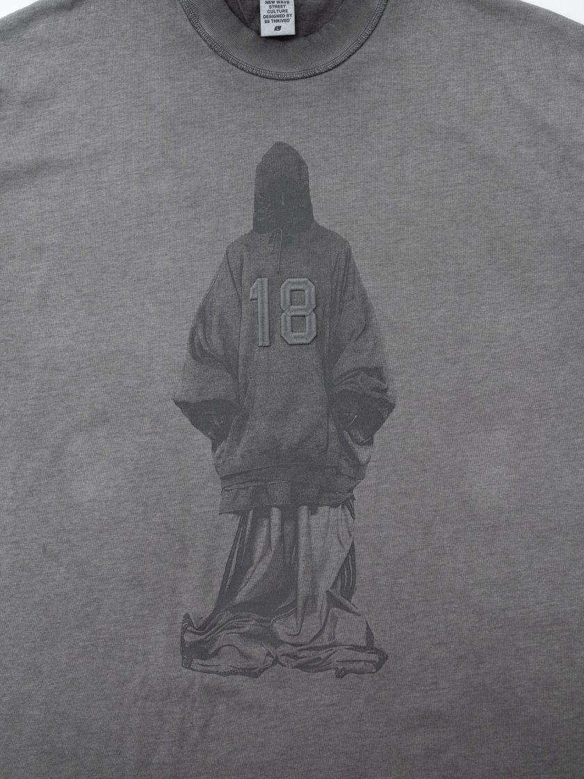 Pullshka Vintage Graphic Tee - 18 — Grey