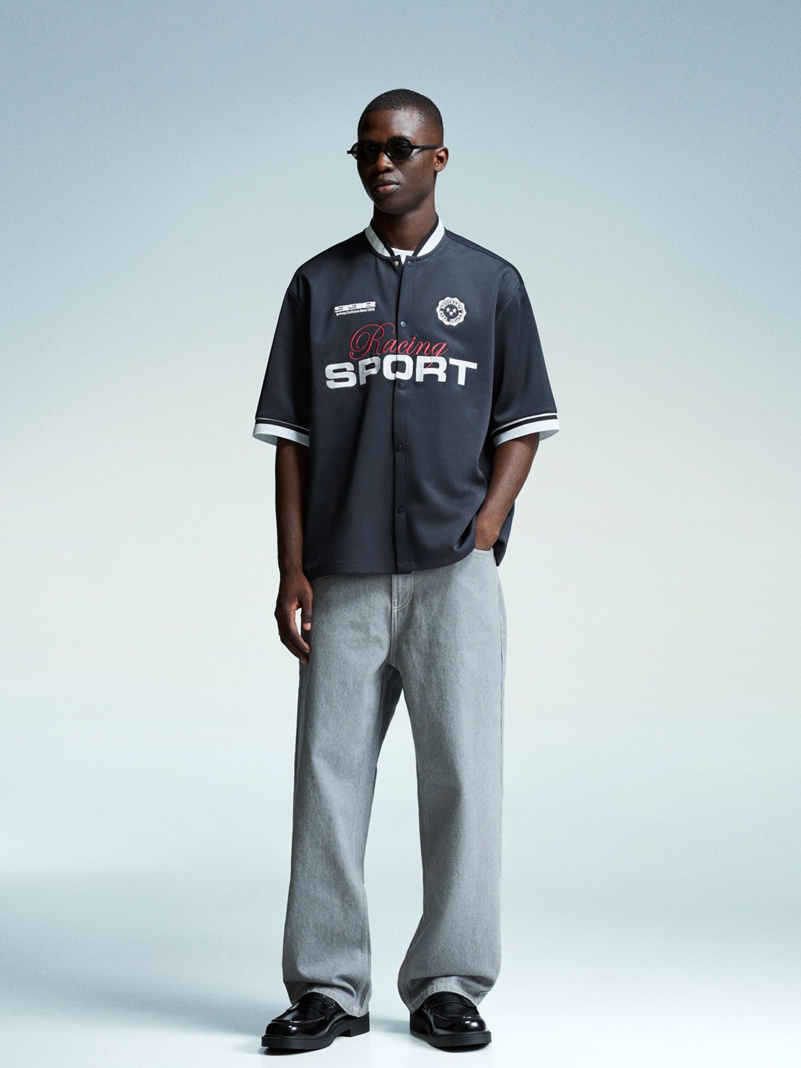 Bershka Comfort Fit Shirt — navy