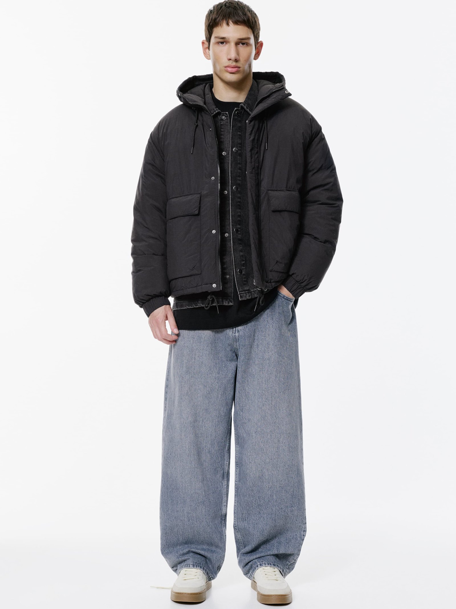 Pull&Bear Winter Jacket — black