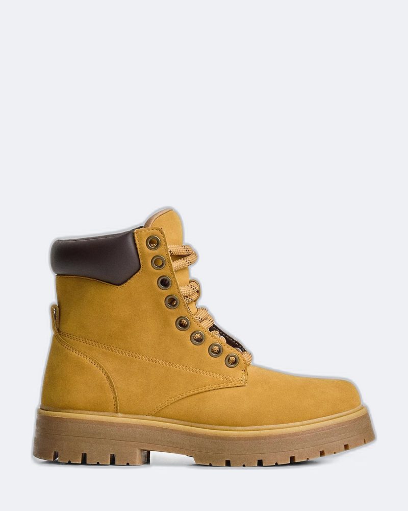 Padded detail ankle boots