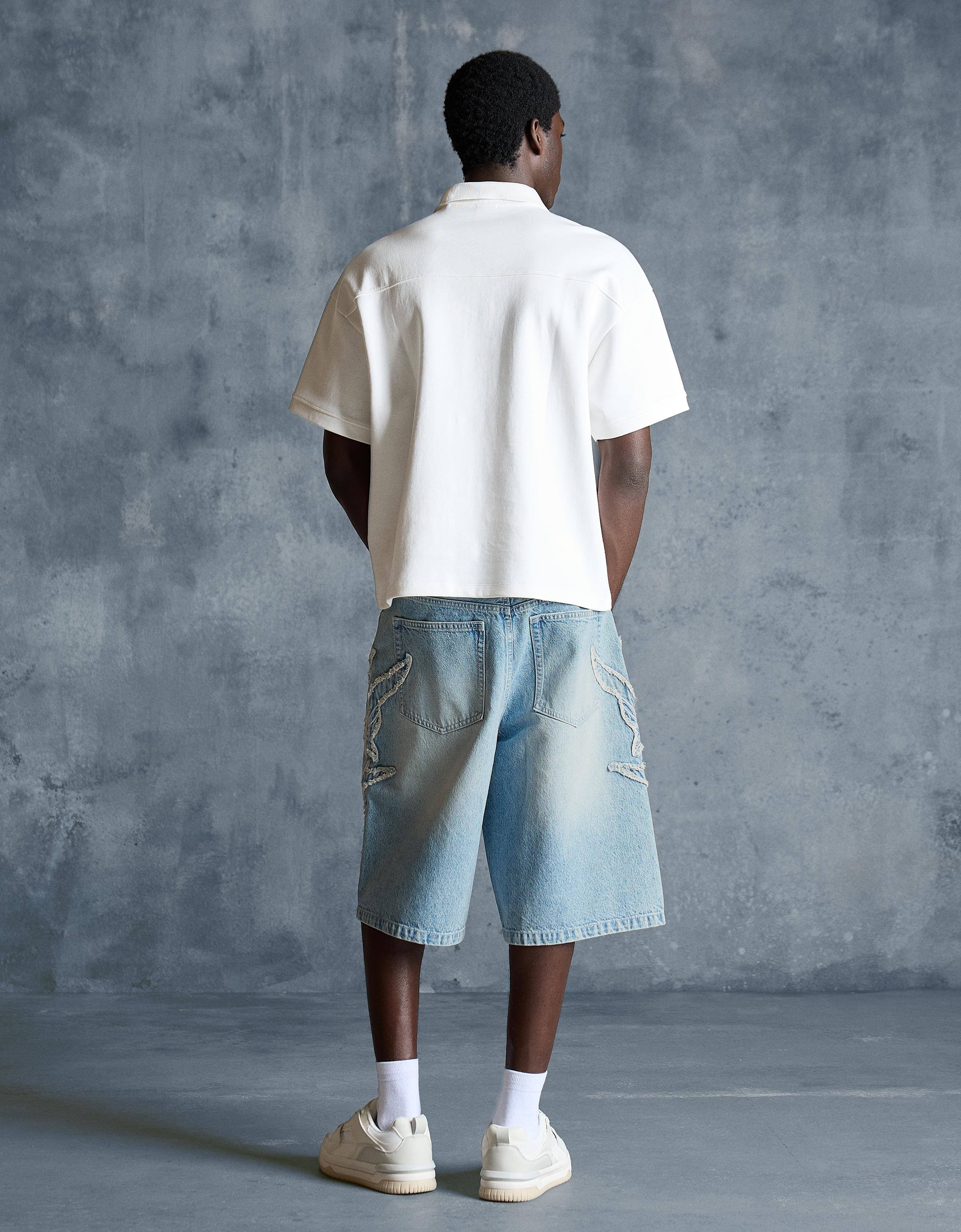 Bershka Bermuda baggy fit à patch — Royal