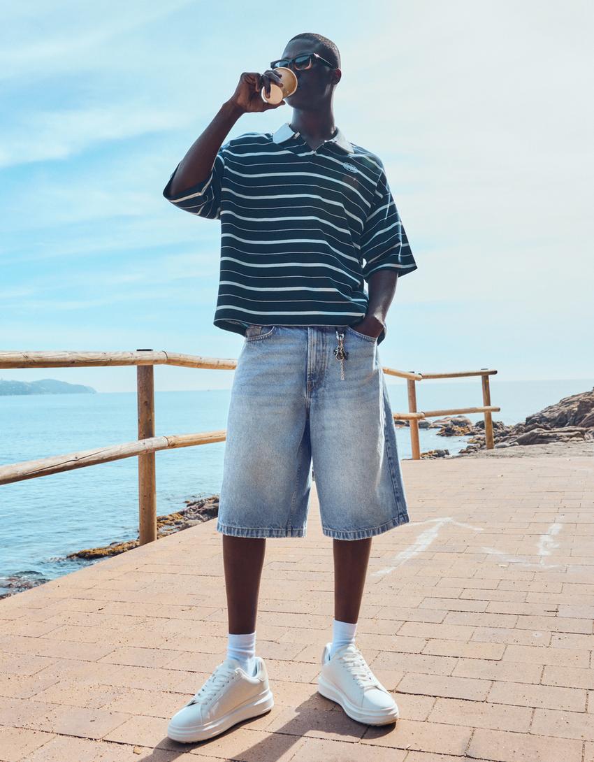 Bershka Bermuda denim baggy fit — Sky Blue