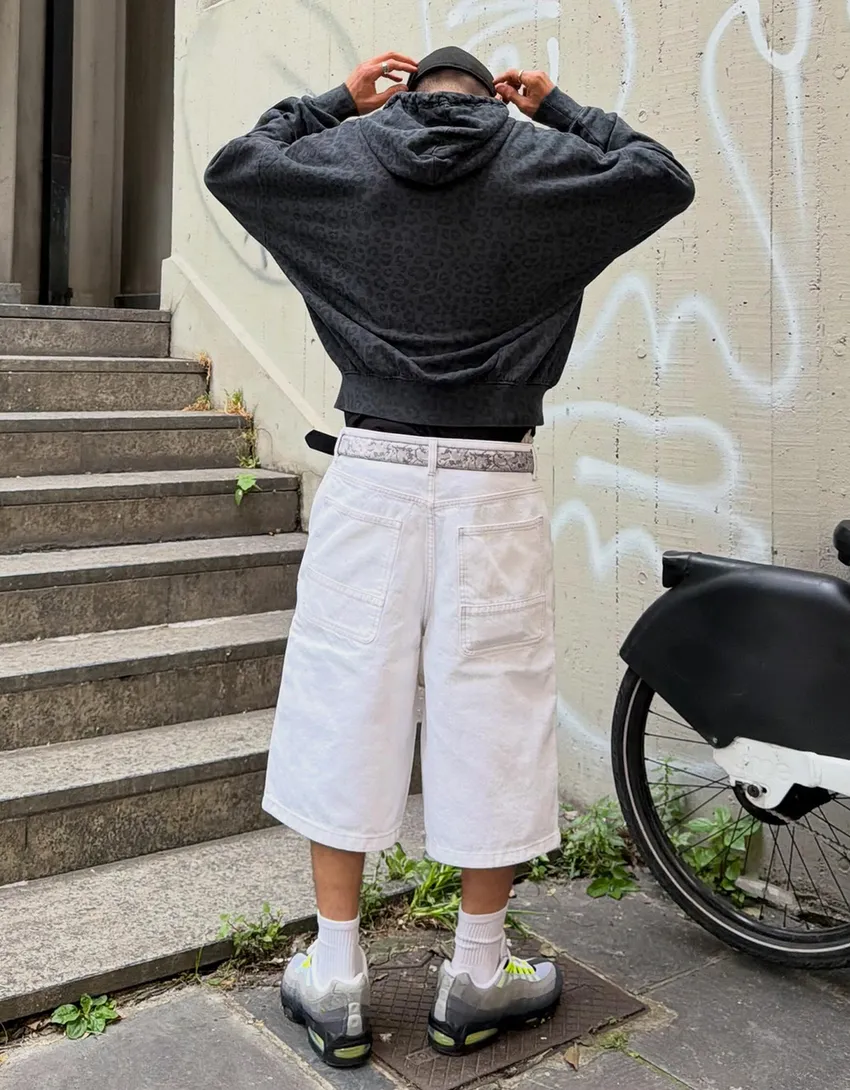 Bershka Bermuda Jean Skater — White