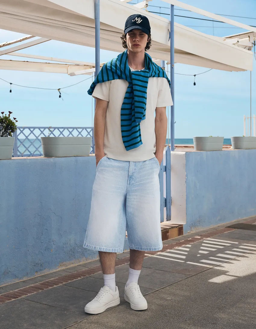Bermuda jean skater