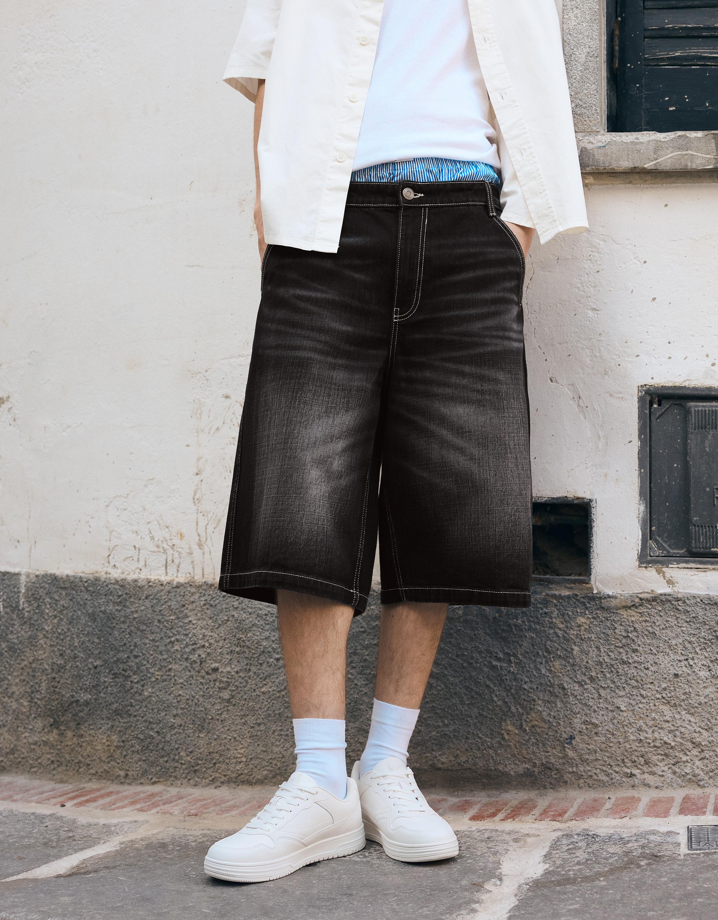 Bershka Bermuda Jean Skater — Black