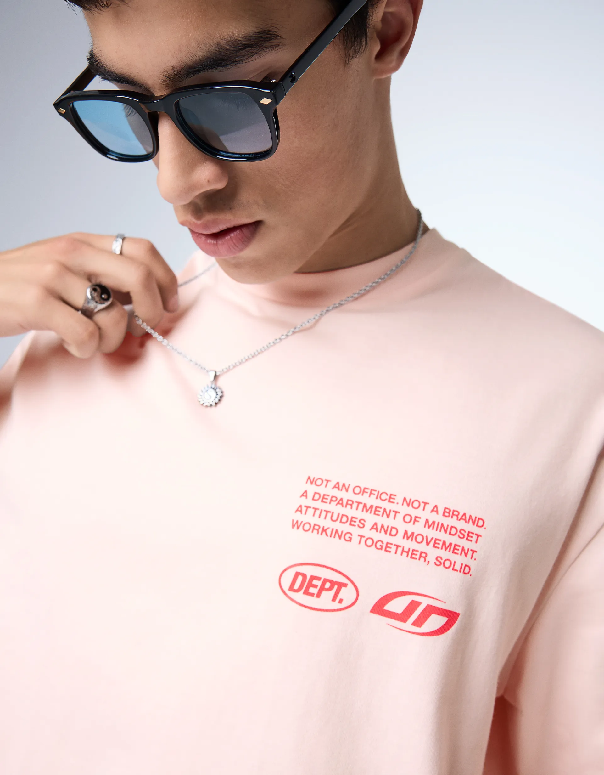 Bershka Boxy street lettering T-shirt — Pink