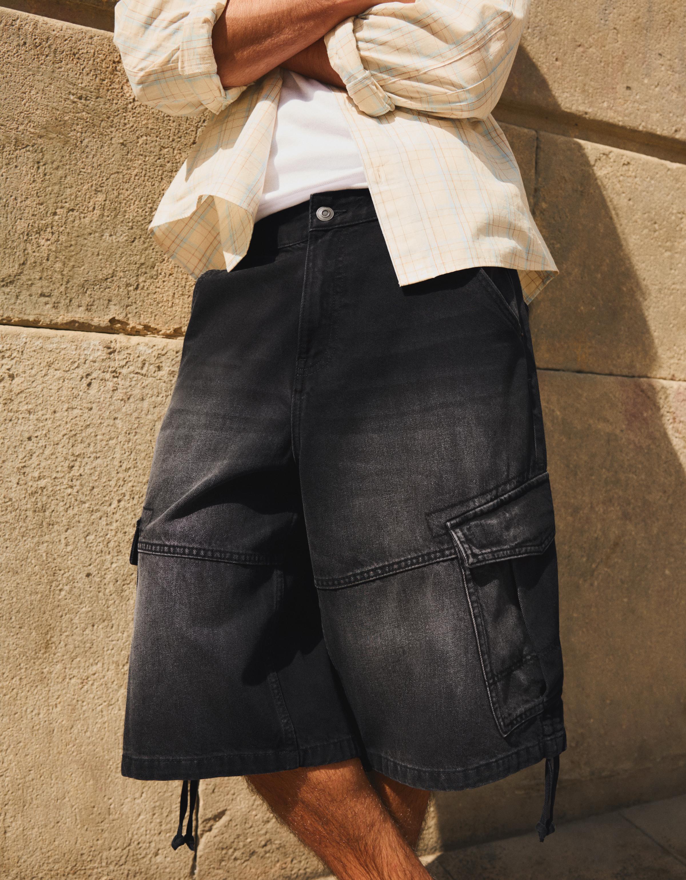 Bershka Denim cargo parachute Bermuda shorts — Black