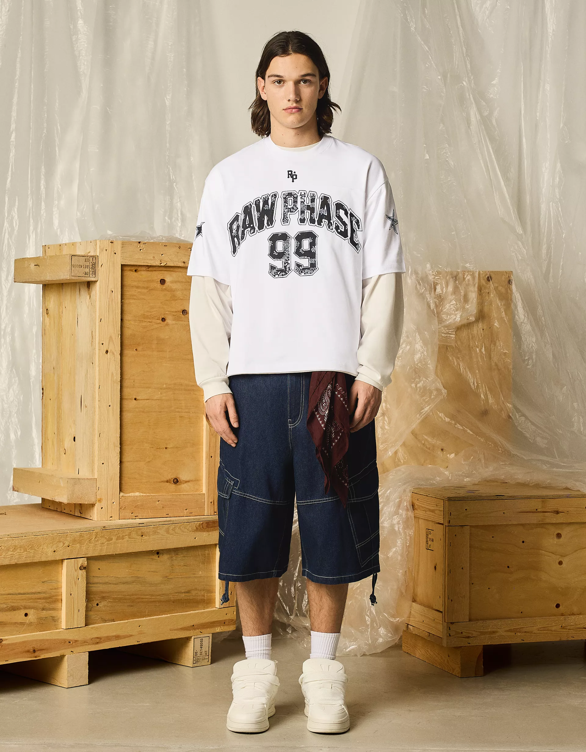 Bershka Boxy Fit Graphic T-Shirt — White