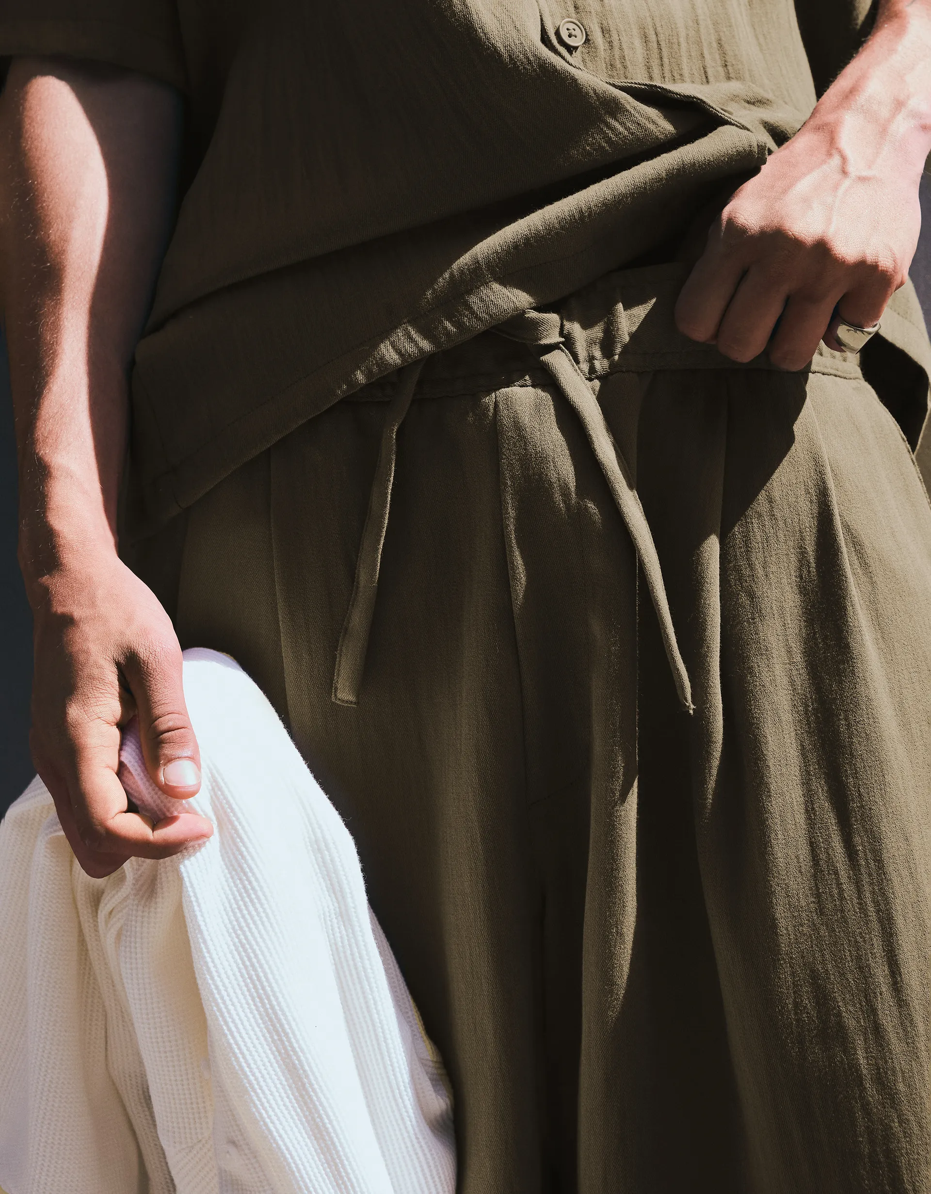 Bershka Rustic Baggy Trousers — Khaki