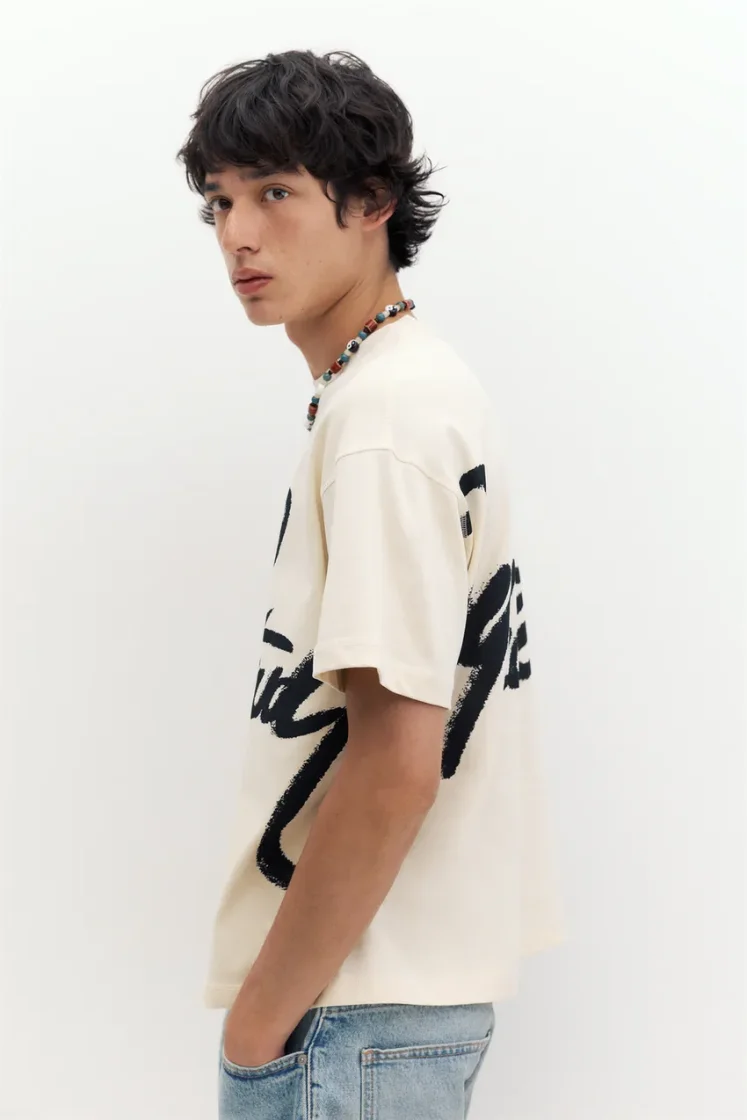 Pull&Bear T-shirt STWD graffiti — Ivory
