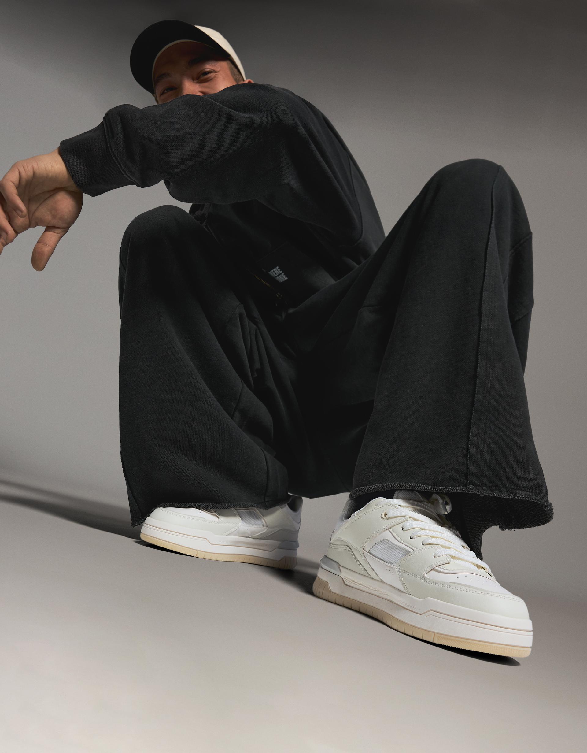 Bershka Chunky panelled trainers — WHITE