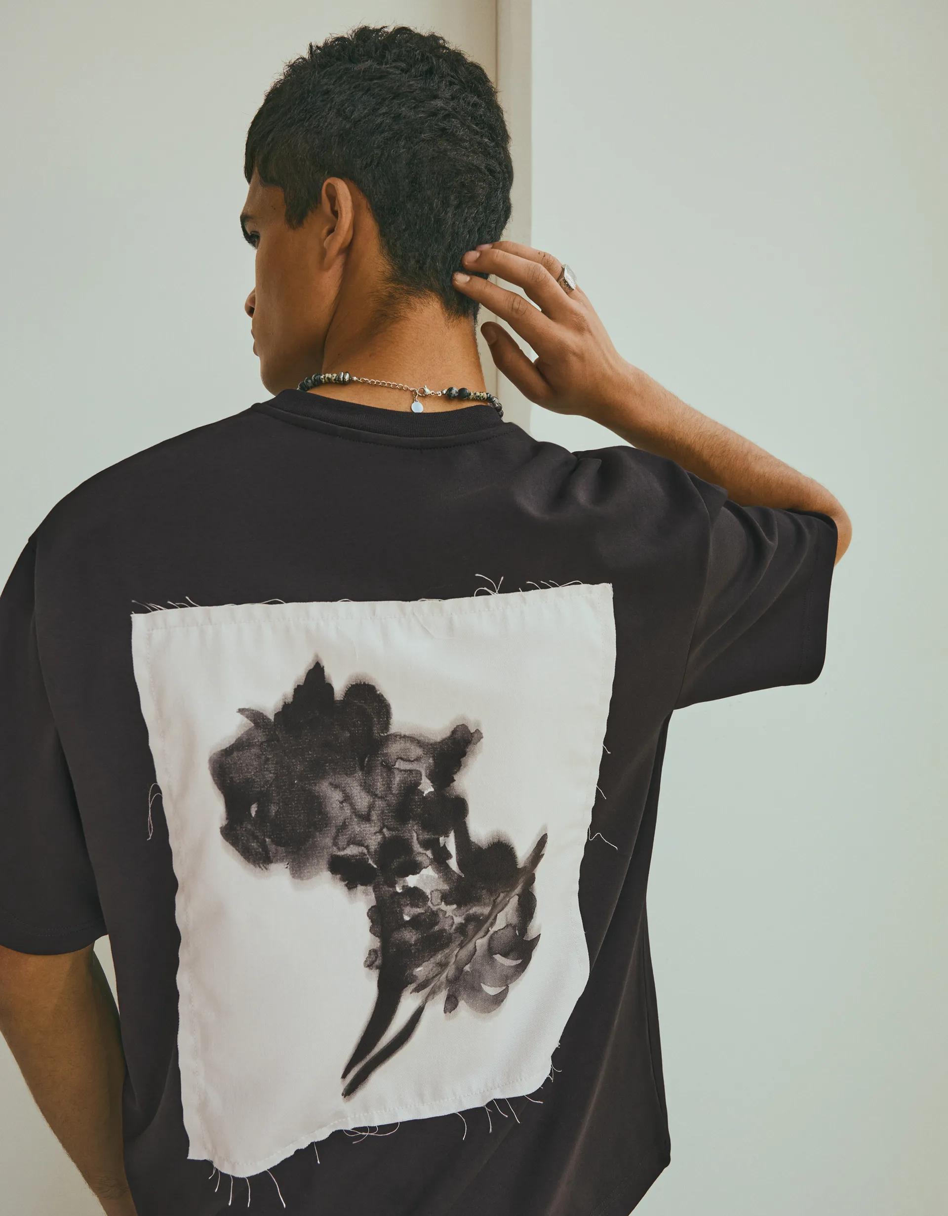 Bershka Printed Interlock T-shirt — Noir