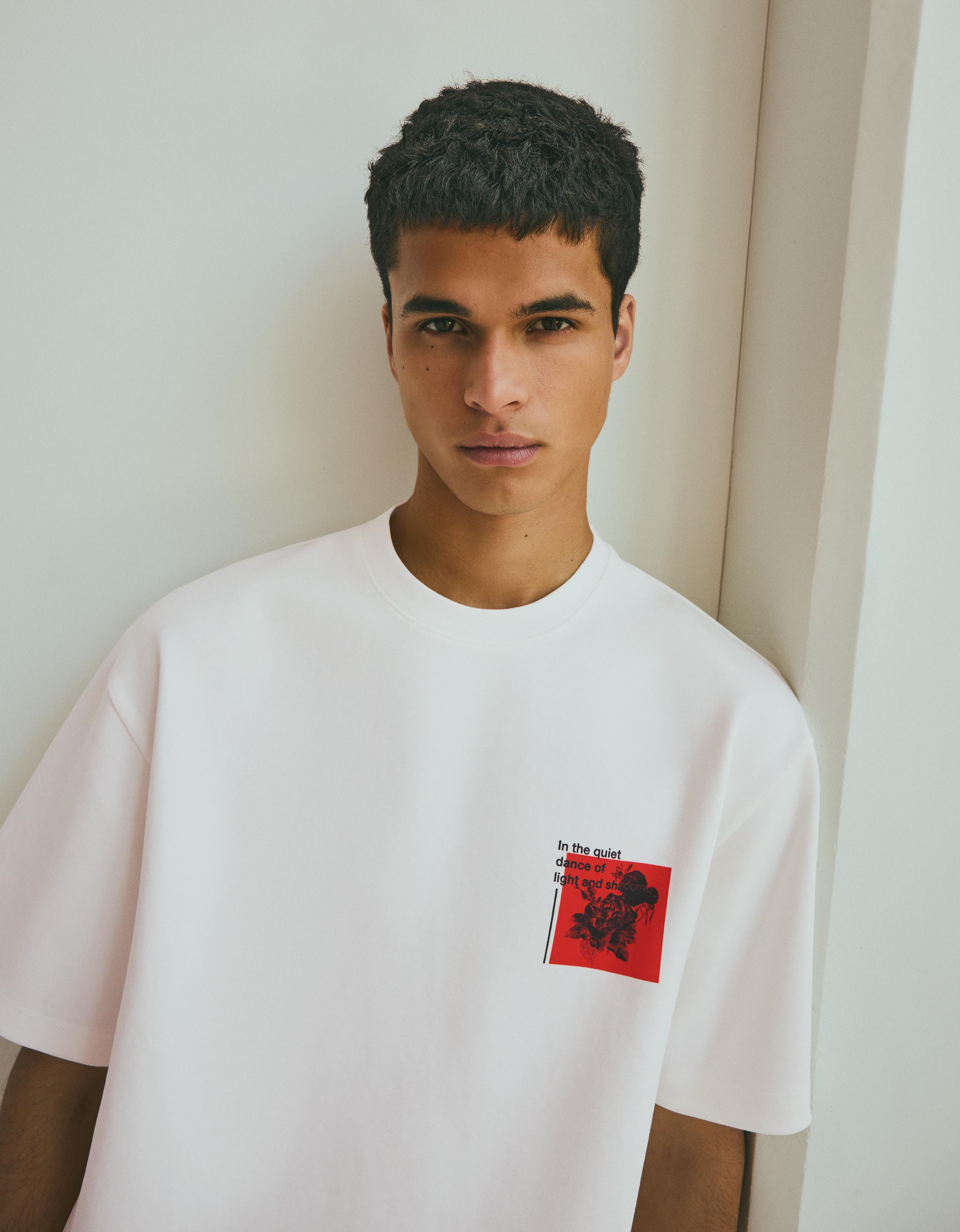 Bershka Printed Interlock T-shirt — Blanc cassé