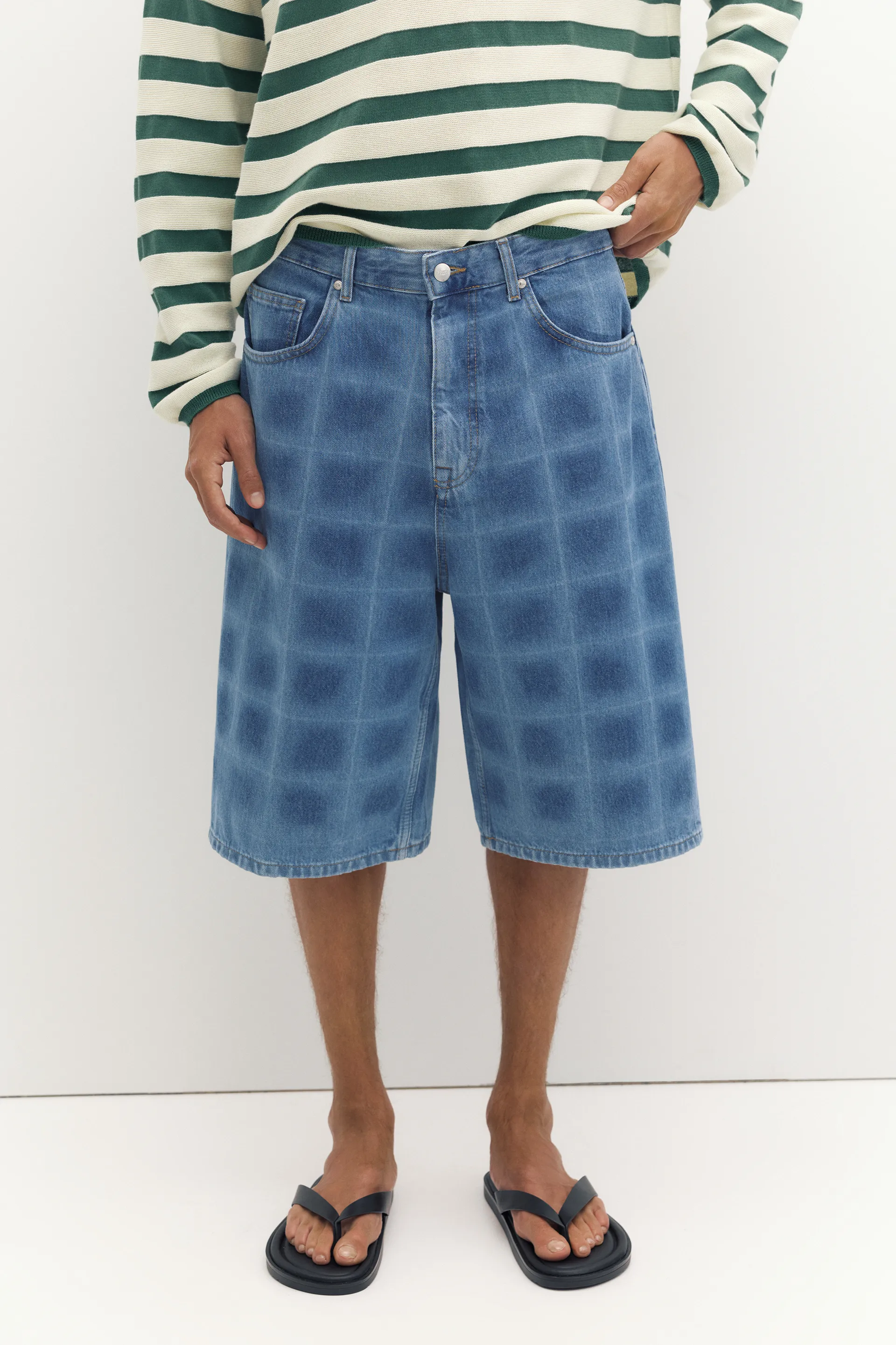 Pull&Bear Bermuda en jean skater imprimé laser — Sky Blue