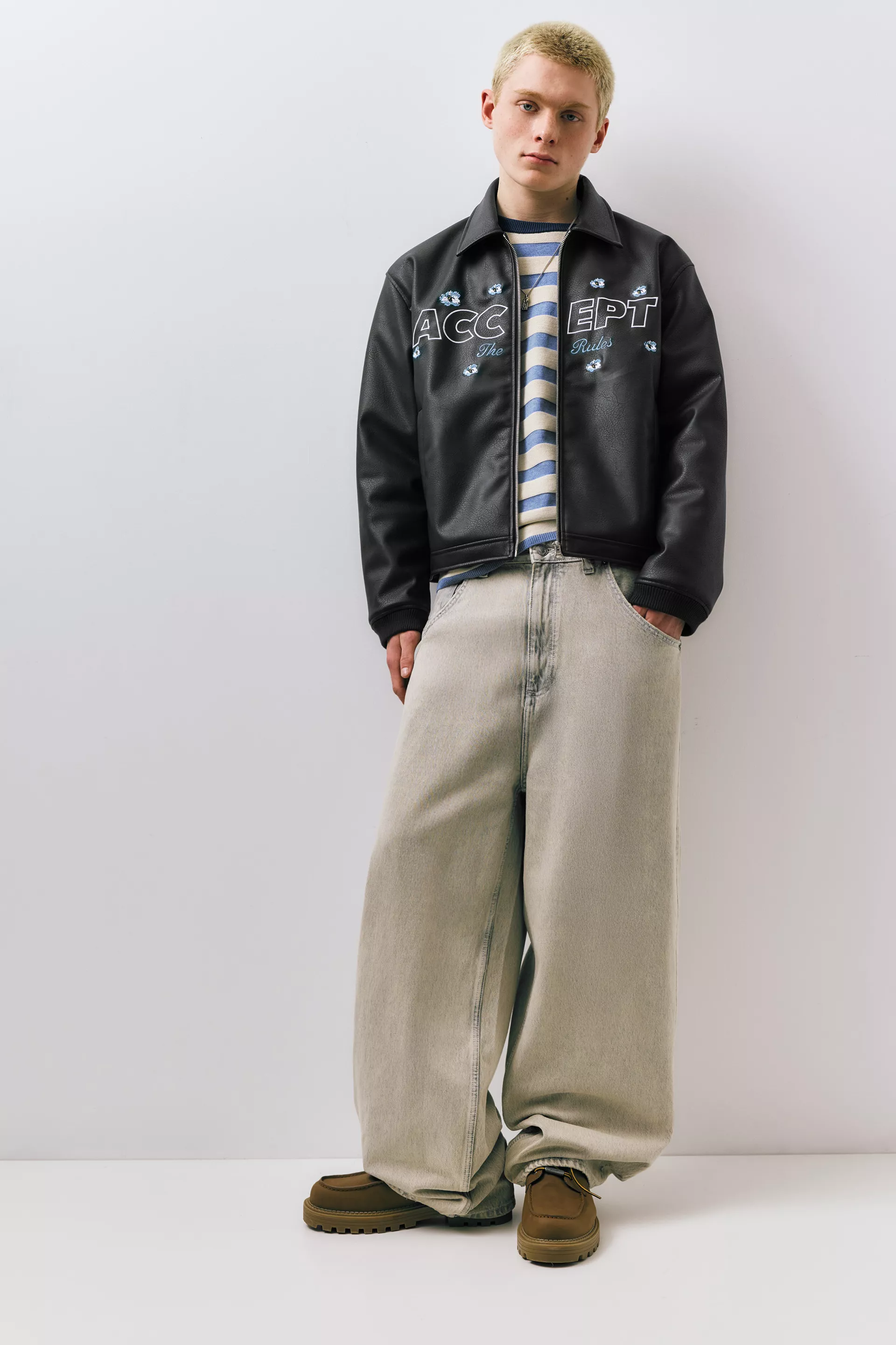 Faux leather jacket with flowers — Black