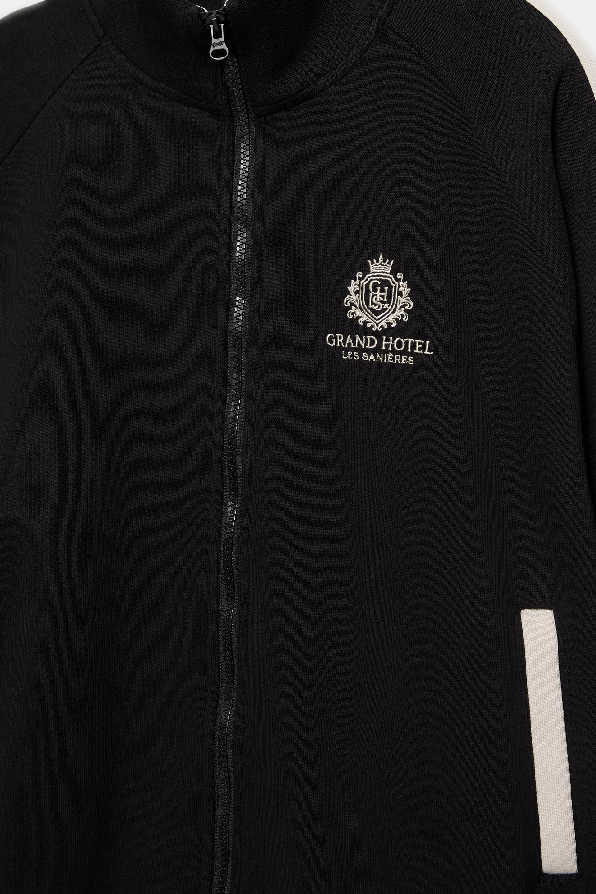 Pull&Bear Panelled high neck jacket — Black