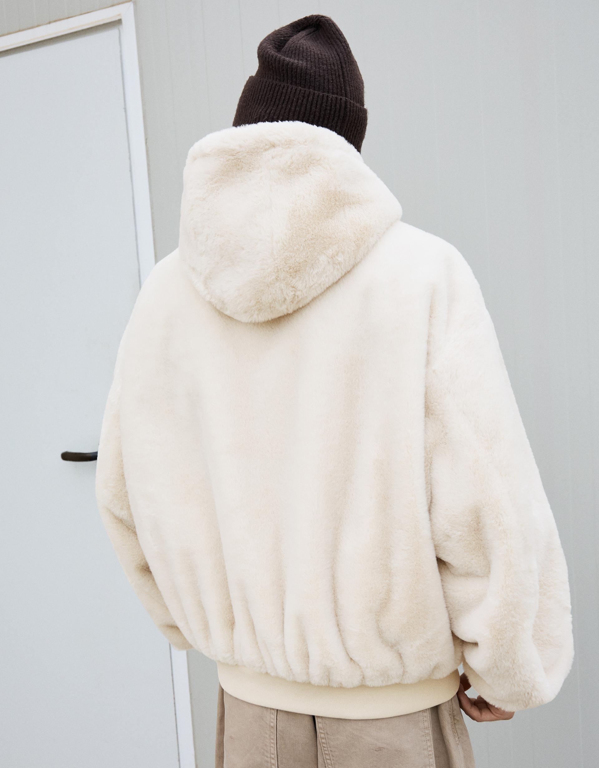 Bershka Hooded faux fur jacket — Ivory