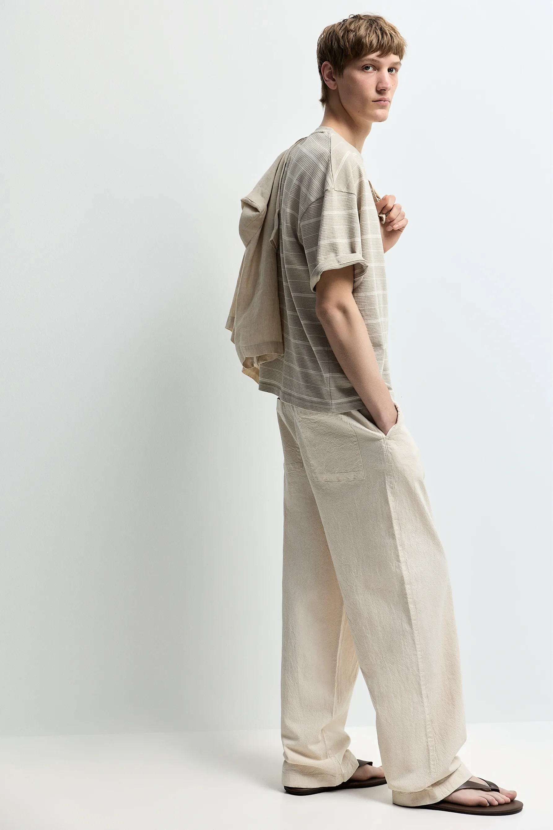 Lefties Rustic joggers — Ivory