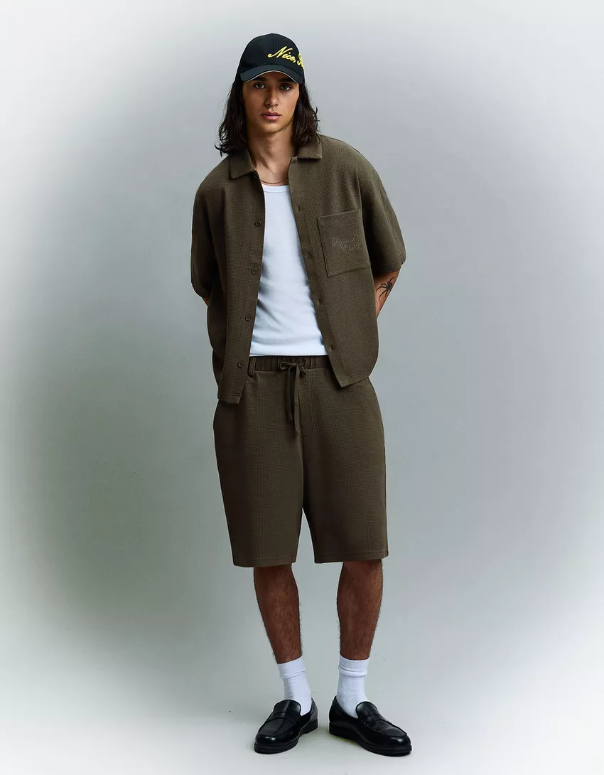 Chemise gaufrée manches courtes