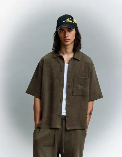 Chemise gaufrée manches courtes