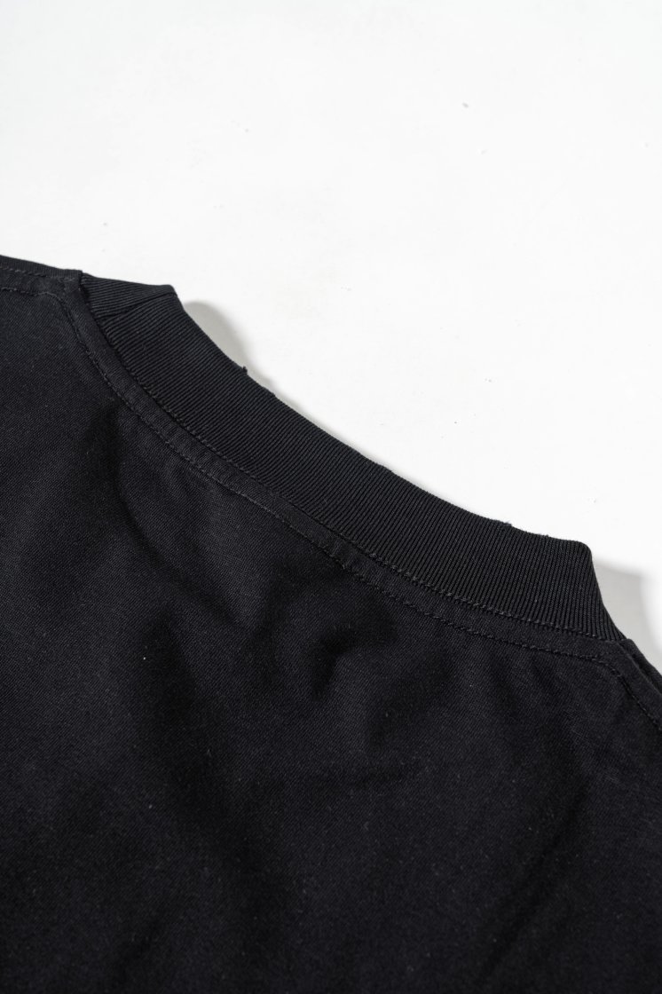 Pullshka American Graphic Tee — Black