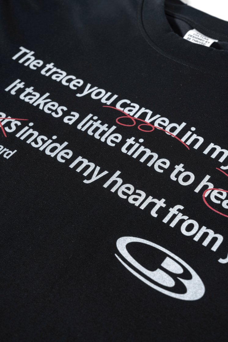 Pullshka Graphic Print T-Shirt — Black