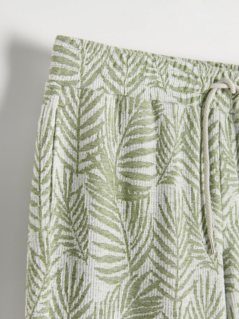 Patterned Regular Shorts — Olive