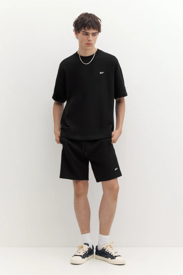Pull&Bear STWD jogger Bermuda shorts — Black