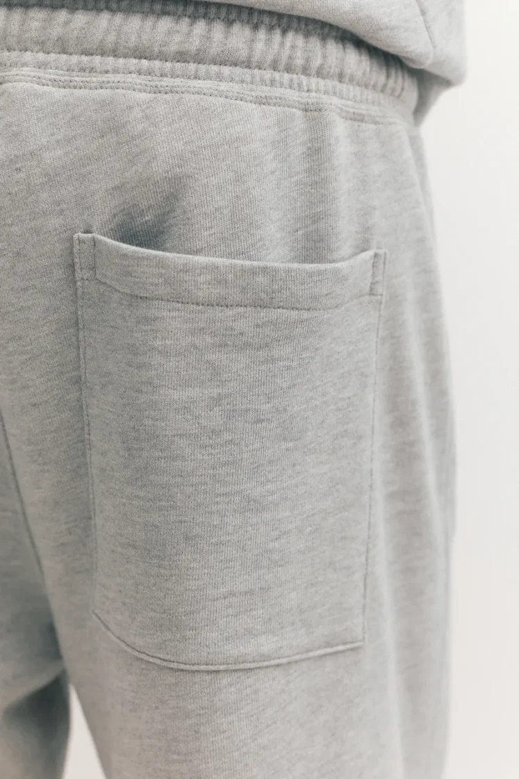 Pull&Bear STWD jogger Bermuda shorts — Light Grey