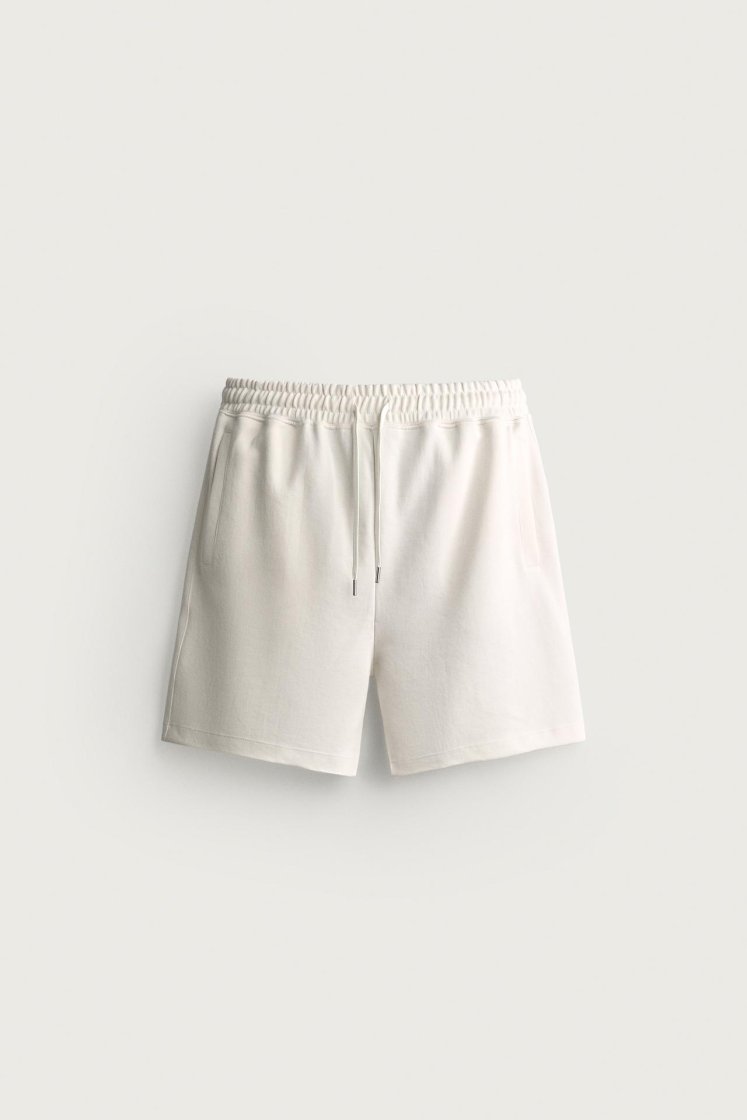 Zara SHORT DE JOGGING RELAXED FIT INTERLOCK — Blanc cassé
