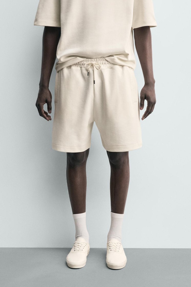 Zara SHORT DE JOGGING RELAXED FIT INTERLOCK — Blanc cassé