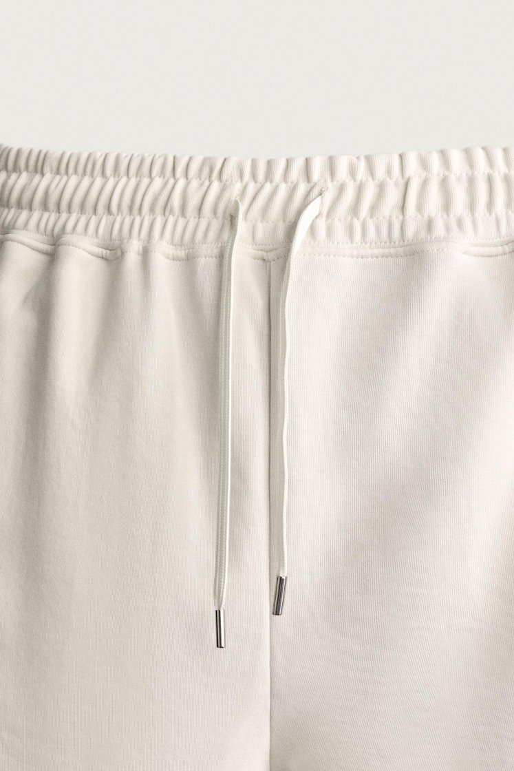 Zara SHORT DE JOGGING RELAXED FIT INTERLOCK — Blanc cassé