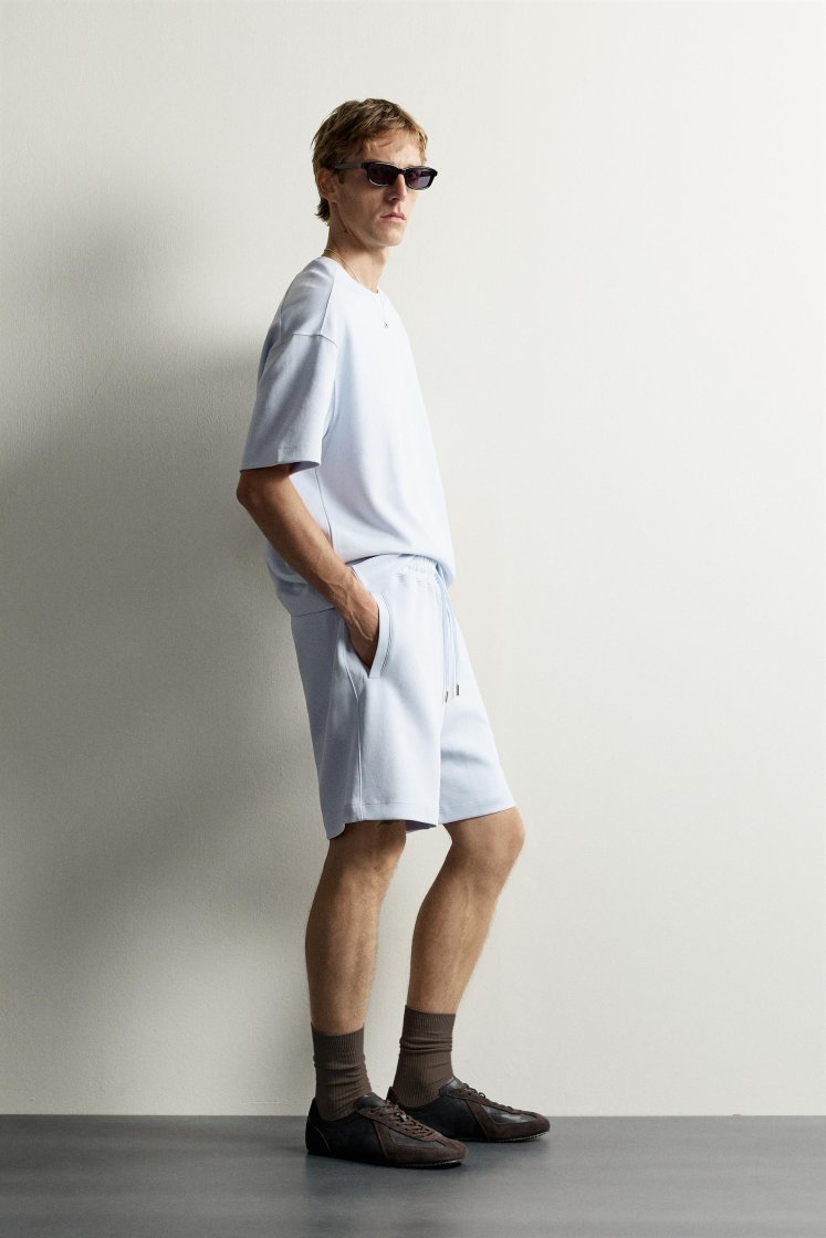 Zara SHORT DE JOGGING RELAXED FIT INTERLOCK — Bleu ciel