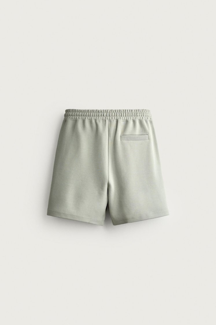 Zara SHORT DE JOGGING RELAXED FIT INTERLOCK — vert délavé