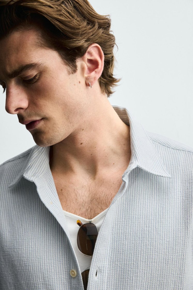 Zara Structured Comfort Shirt — Blanc / Bleu ciel