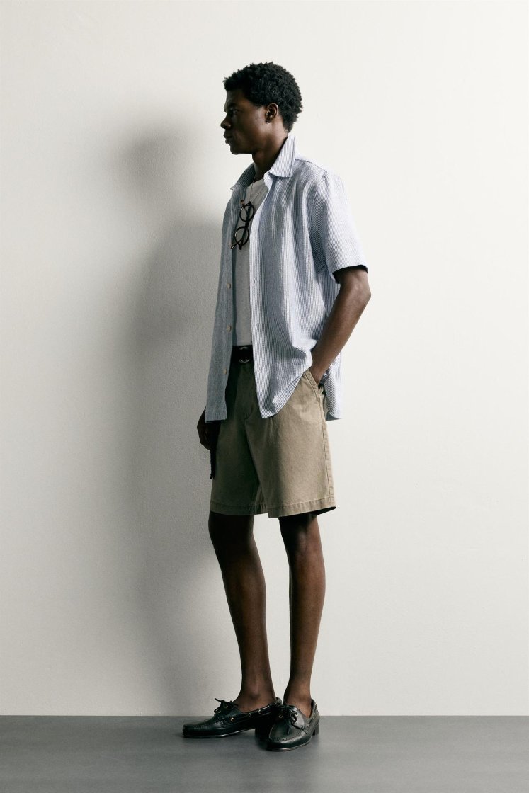 Zara Structured Comfort Shirt — Bleu marine / Blanc