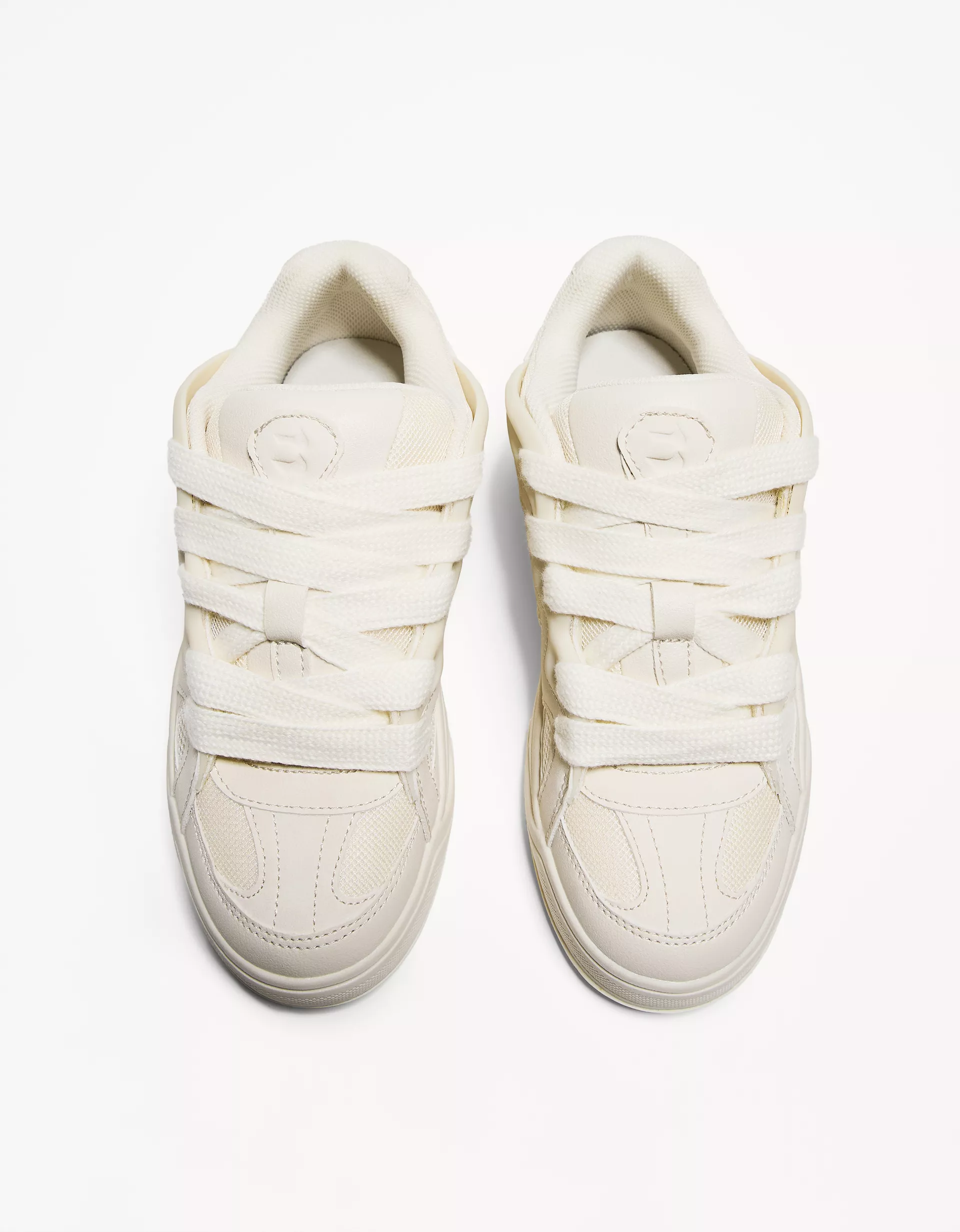 Bershka Skate Multi-Panel Sneakers — Off White