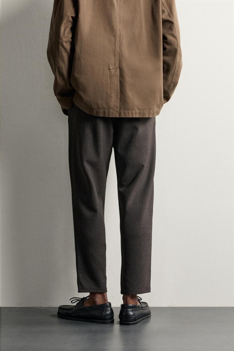Zara Comfort Stretch Chino Trousers — Dark brown