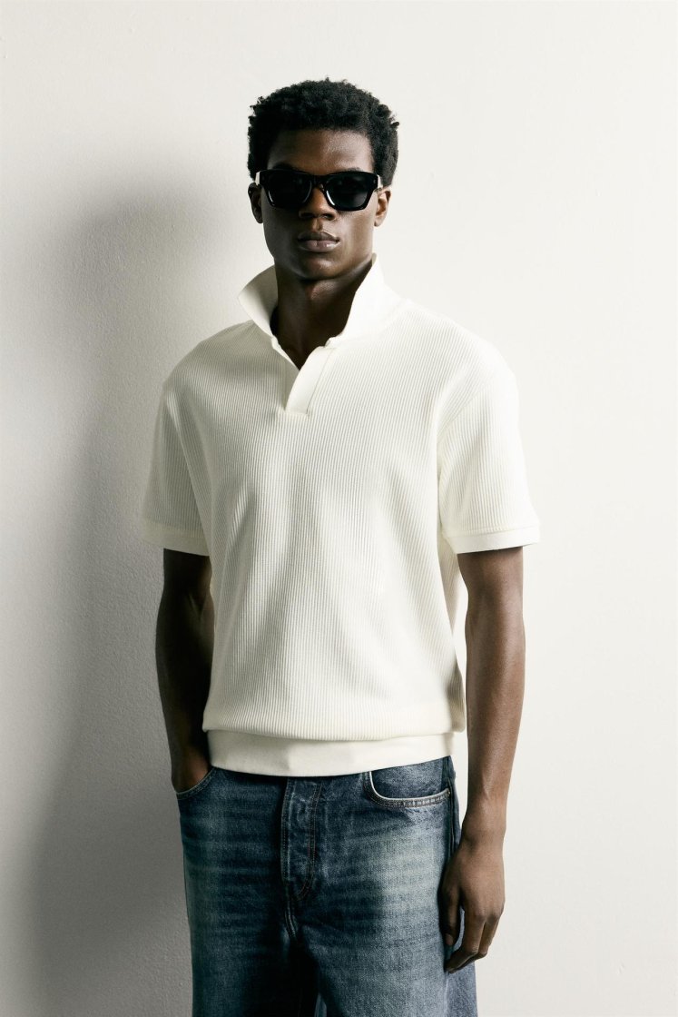 Zara POLO À STRUCTURE VERTICALE — Blanc cassé