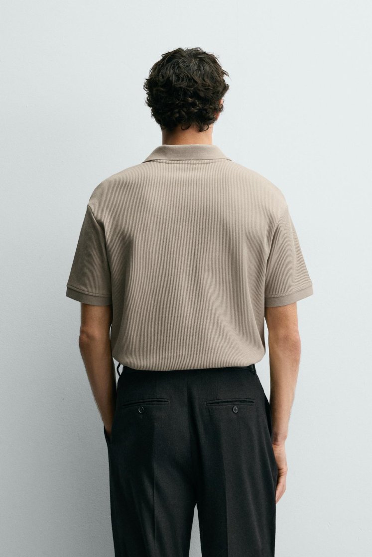 Zara POLO À STRUCTURE VERTICALE — Marron clair