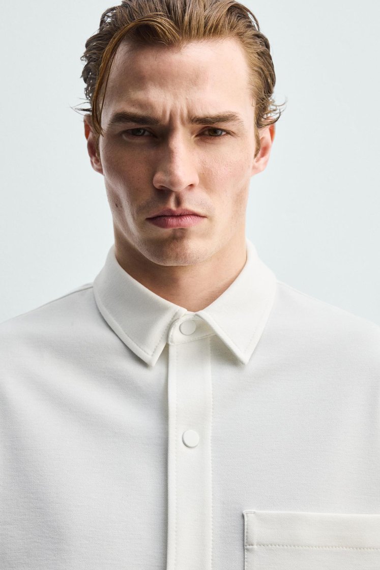 Zara SURCHEMISE CONFORT NON IRON — Blanc cassé