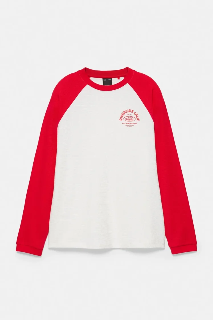 Pull&Bear Waffle Knit Raglan Tee — Red