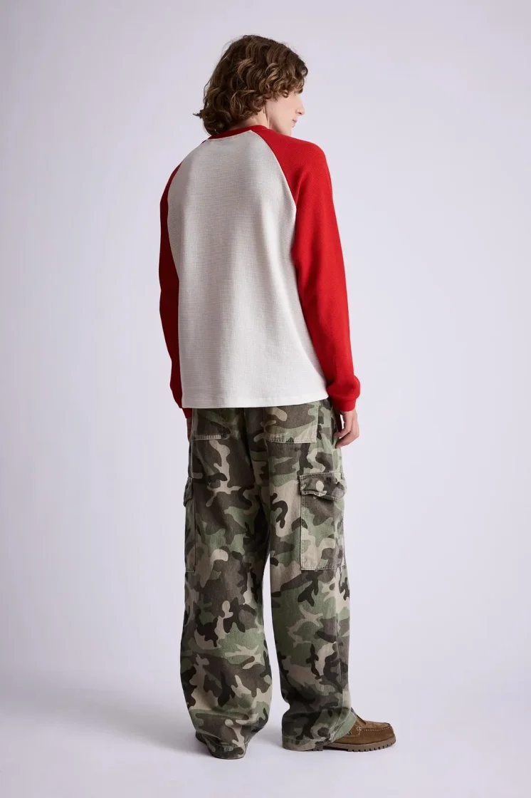 Pull&Bear Waffle Knit Raglan Tee — Red