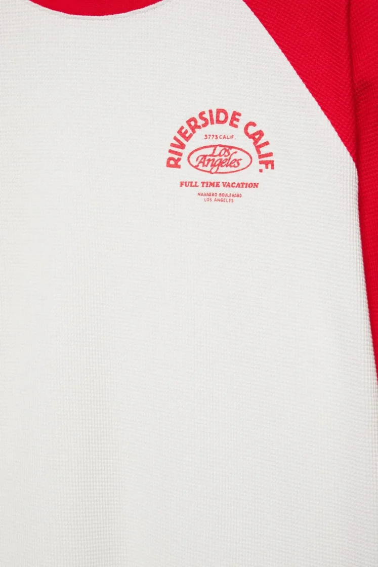 Pull&Bear Waffle Knit Raglan Tee — Red