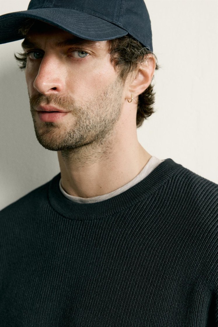 Zara Regular Fit Knit Cotton Sweater — Noir