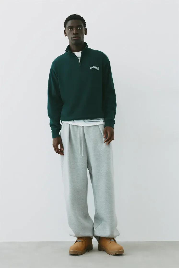 Pull&Bear Zip-Neck Embroidered Knit — Hunter