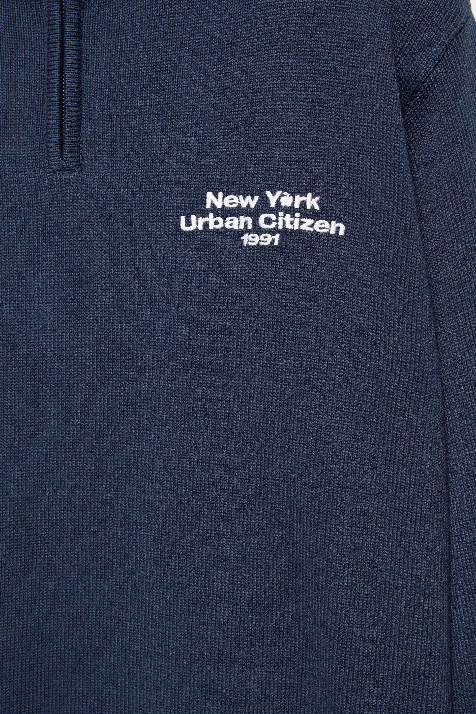Pull&Bear Zip-Neck Embroidered Knit — Bleu indigo