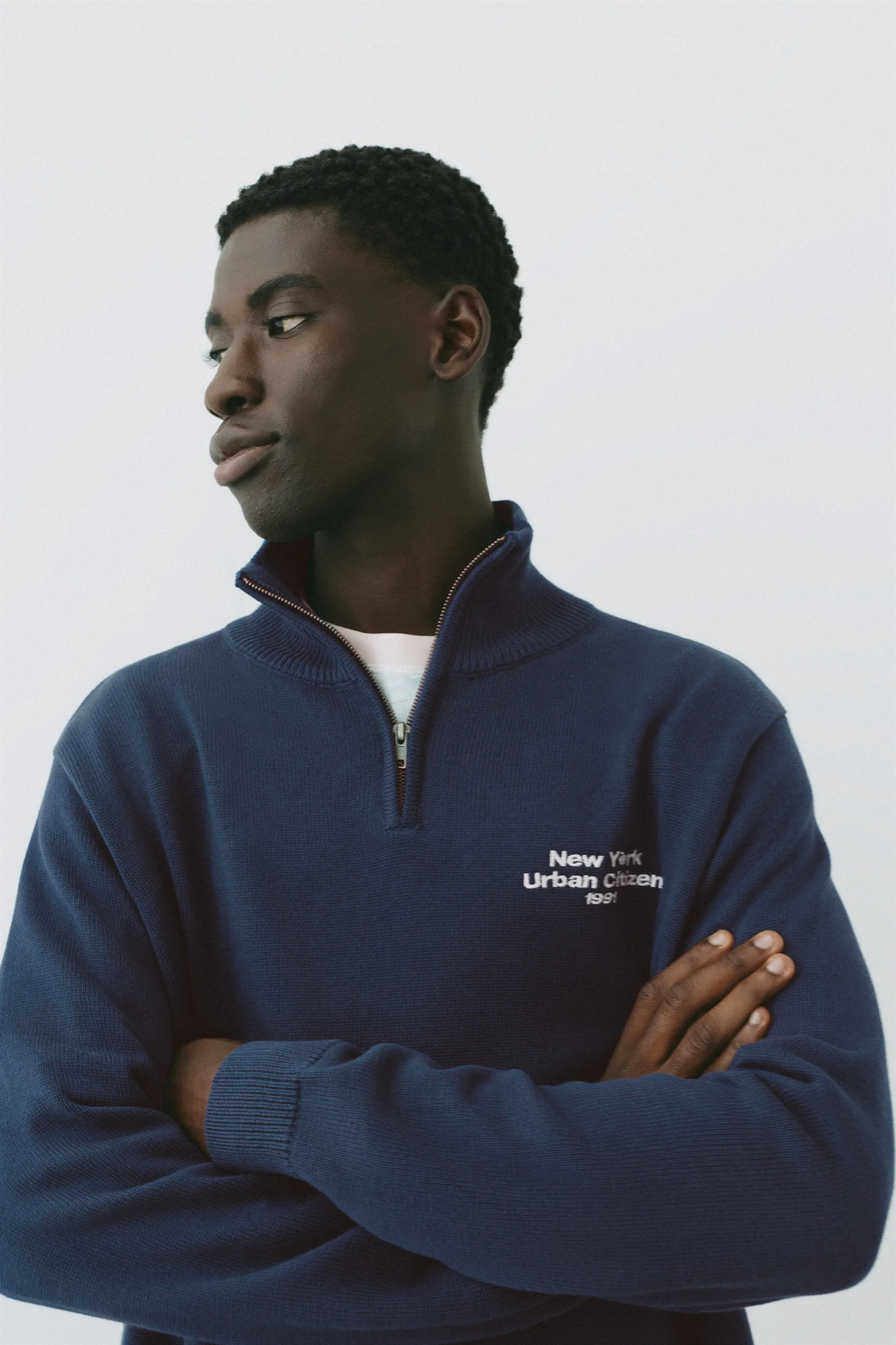 Pull&Bear Zip-Neck Embroidered Knit — Bleu indigo