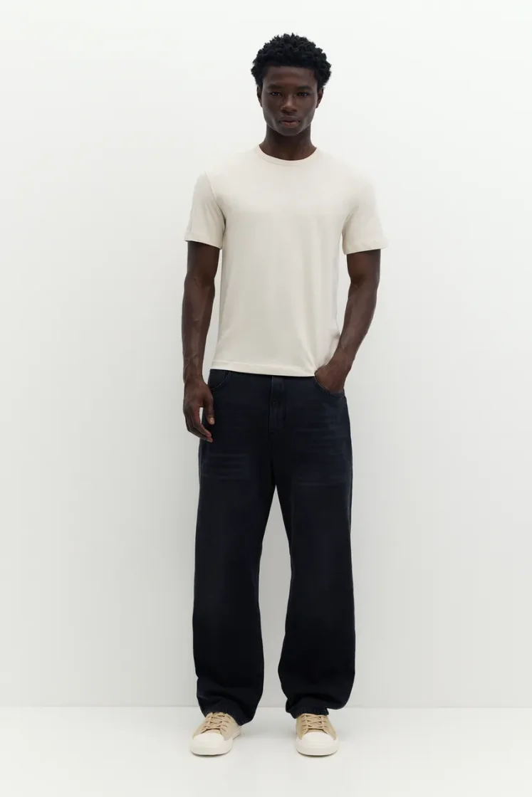 Pull&Bear Slim Fit Cotton Crew Tee — Cream