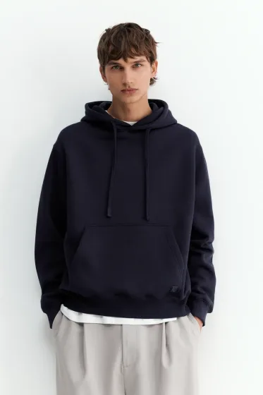Sweat basique à capuche